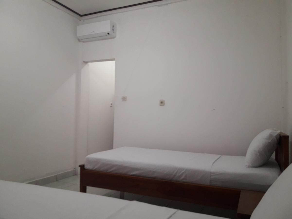 The Teuz B&B Labuan Bajo Exterior foto